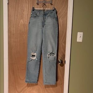 Madewell Distressed Cropped Jeans in Light Blue